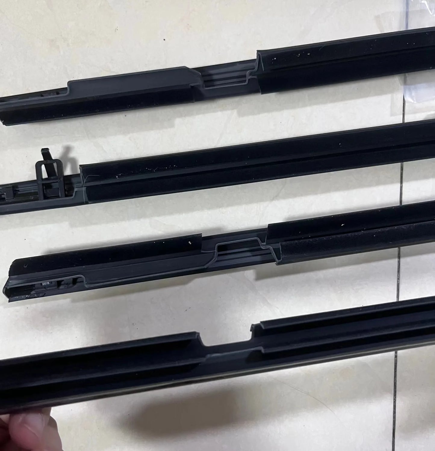 Window Weatherstrip Outer Glass Sealing Rubber Strips Belt Trim for Toyota RAV4 2006-2012 (US Version) (Check Size before buy)