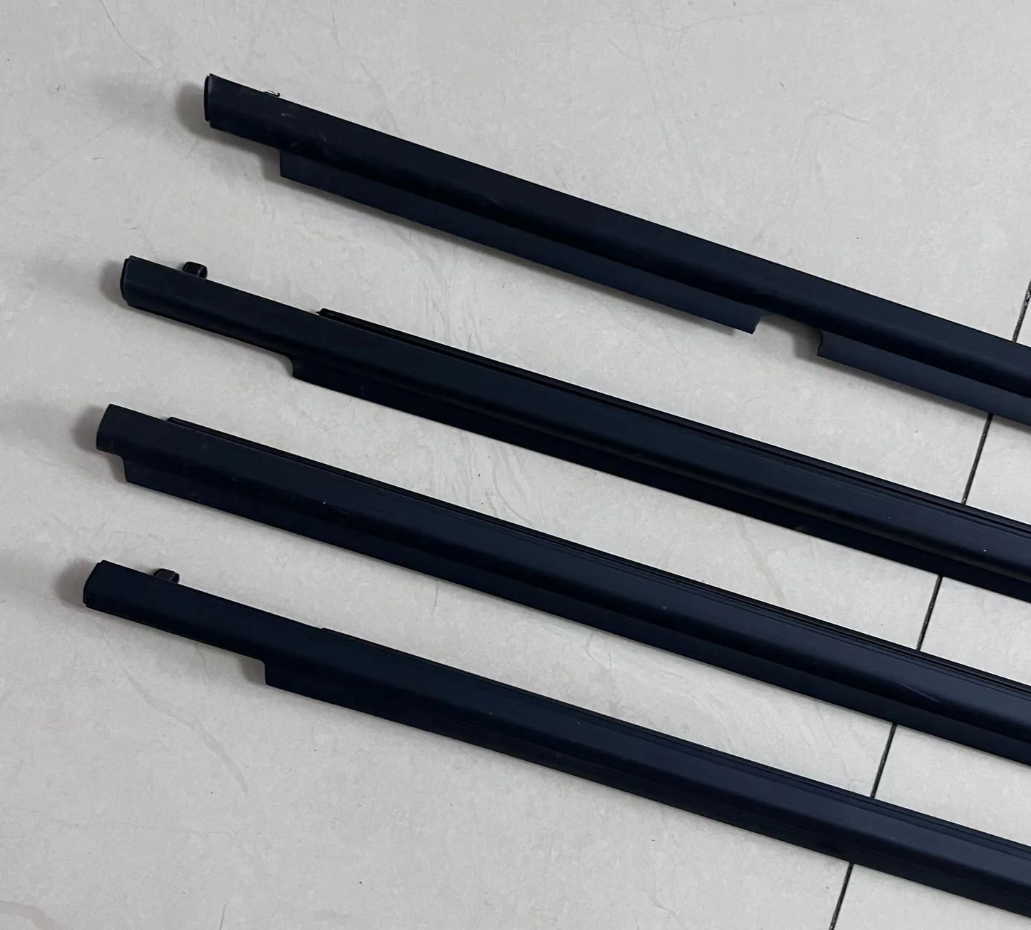 Window Weatherstrip Outer Glass Sealing Rubber Strips Belt Trim for Toyota RAV4 2006-2012 (US Version) (Check Size before buy)